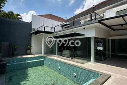 Rumah Luxury Modern Tanpa Renovasi di Graha Surabaya Rumah Luxury Modern Tanpa Renovasi di Graha Surabaya