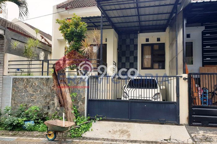 Rumah Modern Minimalis 2 KT Bisa Langsung Pindah di Bandulan Rumah Modern Minimalis 2 KT Bisa Langsung Pindah di Bandulan