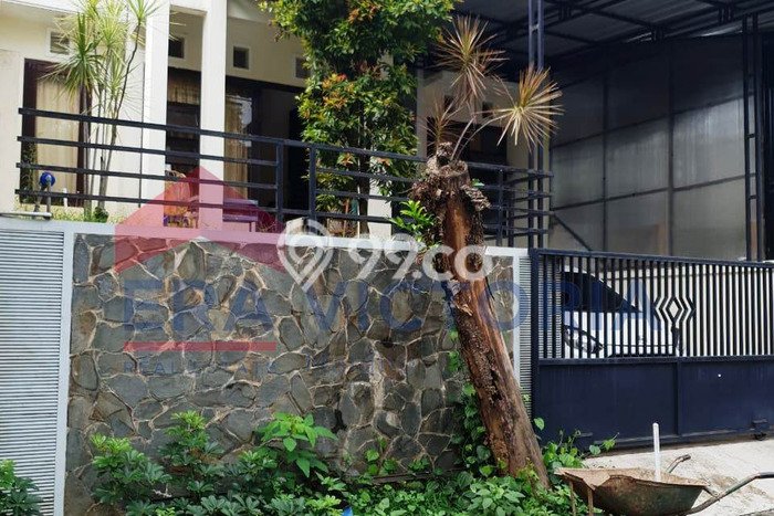 Rumah Modern Minimalis 2 KT Bisa Langsung Pindah di Bandulan Rumah Modern Minimalis 2 KT Bisa Langsung Pindah di Bandulan