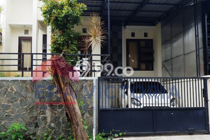 Rumah Modern Minimalis 2 KT Bisa Langsung Pindah di Bandulan Rumah Modern Minimalis 2 KT Bisa Langsung Pindah di Bandulan