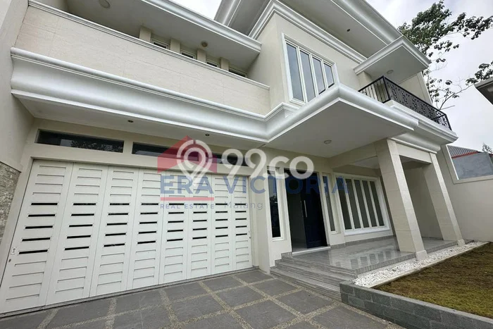 Ready to Use! Premium House LT 375m2 Desain Elegan di Araya Ready to Use! Premium House LT 375m2 Desain Elegan di Araya