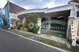 Rumah Strategis Modern Lb 150m2 di Lowokwaru, Malang Rumah Strategis Modern Lb 150m2 di Lowokwaru, Malang