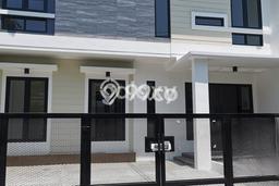 For Sale Rumah Elit Exclusive di Mulyorejo, Surabaya For Sale Rumah Elit Exclusive di Mulyorejo, Surabaya