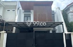 Hunian Mewah Dijual LT 120m2 di Mulyorejo, Surabaya Hunian Mewah Dijual LT 120m2 di Mulyorejo, Surabaya