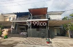 For Sale Rumah 3 Kamar Lokasi Ideal Bagus dan Strategis di Tenggilis Mejoyo For Sale Rumah 3 Kamar Lokasi Ideal Bagus dan Strategis di Tenggilis Mejoyo