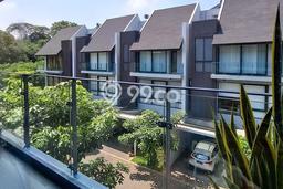 Rumah Mewah LB 325m2 Siap Huni Desain Elegan di Lebak Bulus, Jakarta Selatan Rumah Mewah LB 325m2 Siap Huni Desain Elegan di Lebak Bulus, Jakarta Selatan