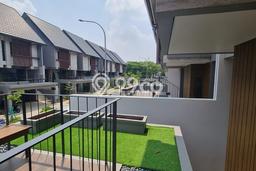 Disewakan Rumah Baru di Quantis, BSD Tangerang Disewakan Rumah Baru di Quantis, BSD Tangerang