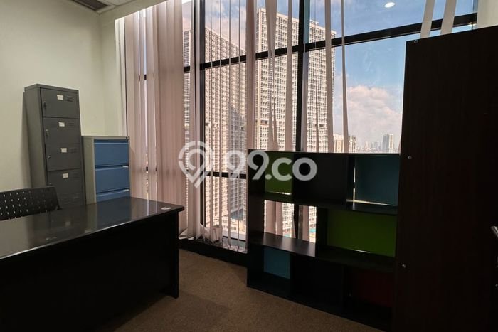 Kantor Disewa di Tangerang dengan LB 136m2 Area Komersial Ramai Kantor Disewa di Tangerang dengan LB 136m2 Area Komersial Ramai