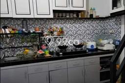 Rumah di Taman Royal, Luas 96m², Bangunan 120m² Rumah di Taman Royal, Luas 96m², Bangunan 120m²