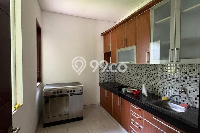Lokasi terbaik! Rumah siap pakai disewakan di BSD LB 120m2 Lokasi terbaik! Rumah siap pakai disewakan di BSD LB 120m2