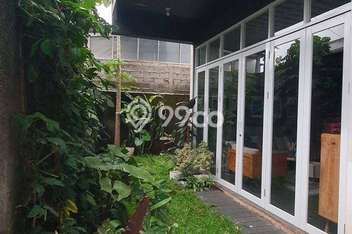 Dijual Rumah Premium dengan Fasilitas Sekitar Komplit di Cilodong, Depok Dijual Rumah Premium dengan Fasilitas Sekitar Komplit di Cilodong, Depok
