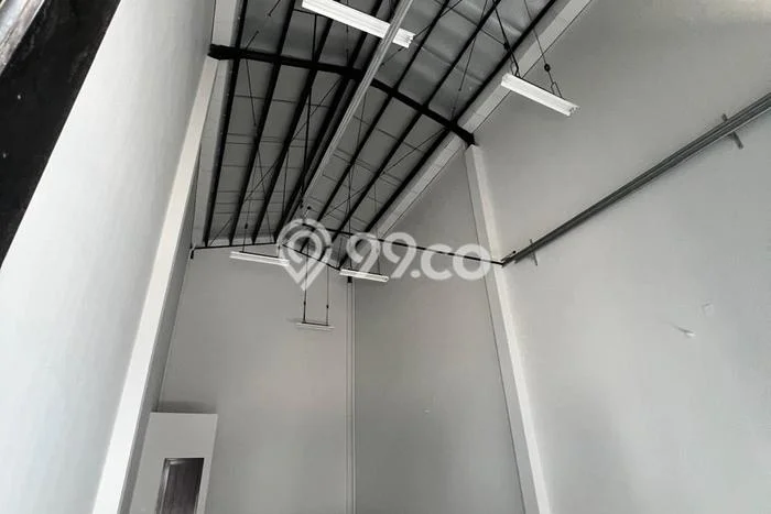 Gudang untuk Disewa di Pusat Tangerang Luas Bangunan 90m2 Gudang untuk Disewa di Pusat Tangerang Luas Bangunan 90m2