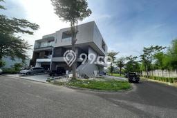 Jual Rumah Luas Elegan Dengan View Cantik di Alam Sutera, Tangerang Jual Rumah Luas Elegan Dengan View Cantik di Alam Sutera, Tangerang