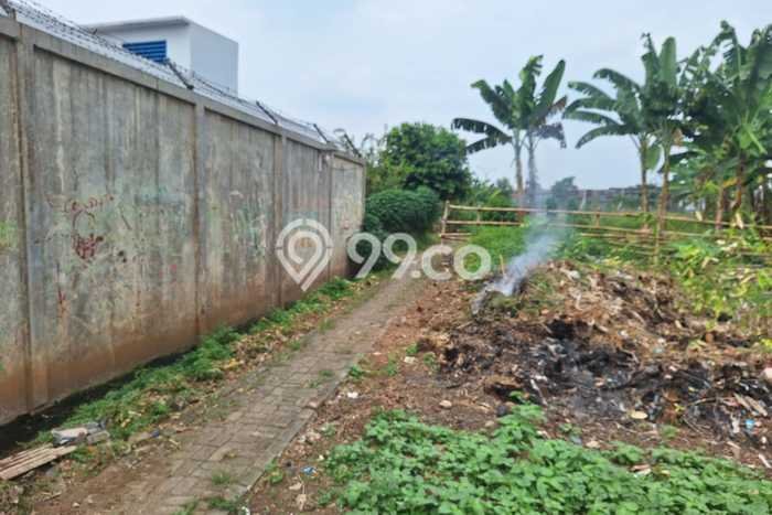 Lahan Kosong Dijual di Tangerang Selatan dengan Area 880m2 Lahan Kosong Dijual di Tangerang Selatan dengan Area 880m2