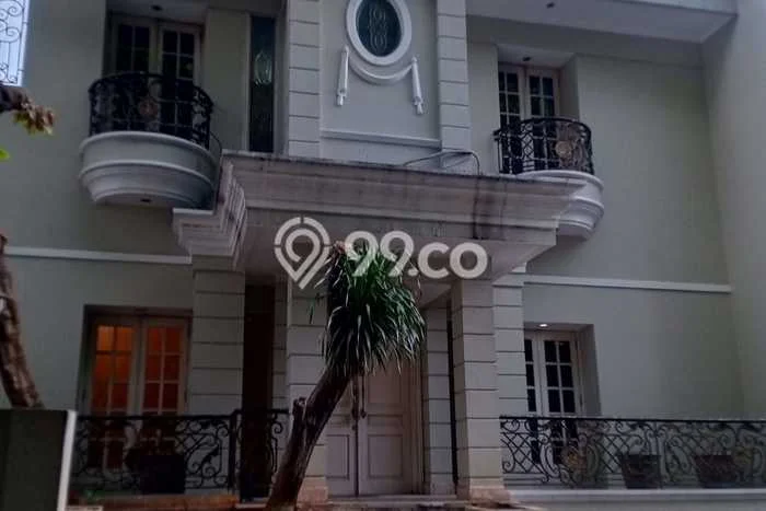 Rumah Elit Modern Tanpa Renovasi di Lebak Bulus Jakarta Selatan Rumah Elit Modern Tanpa Renovasi di Lebak Bulus Jakarta Selatan