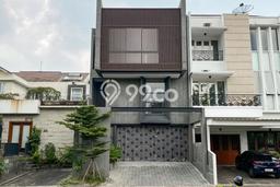 For Sale! Luxury House LT 180m2 Desain Elegan di Lebak Bulus For Sale! Luxury House LT 180m2 Desain Elegan di Lebak Bulus