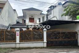Siap Huni Rumah Mewah 5 Kamar di Jagakarsa Dekat ke Mana Pun Siap Huni Rumah Mewah 5 Kamar di Jagakarsa Dekat ke Mana Pun