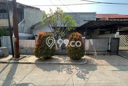 Dijual Rumah Premium dengan Fasilitas Sekitar Lengkap di Cinere, Depok Dijual Rumah Premium dengan Fasilitas Sekitar Lengkap di Cinere, Depok