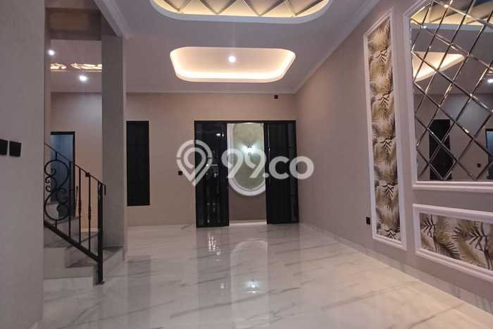 Jual Rumah Minimalis Bagus Punya 4 KT di Jagakarsa Jakarta Selatan SHM Jual Rumah Minimalis Bagus Punya 4 KT di Jagakarsa Jakarta Selatan SHM