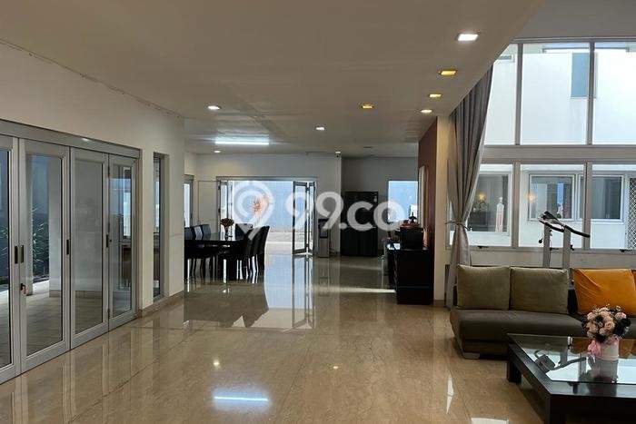 Rumah Elit LB 1432m2 Siap Pakai Desain Elegan di Pantai Indah Kapuk, Jakarta Utara Rumah Elit LB 1432m2 Siap Pakai Desain Elegan di Pantai Indah Kapuk, Jakarta Utara