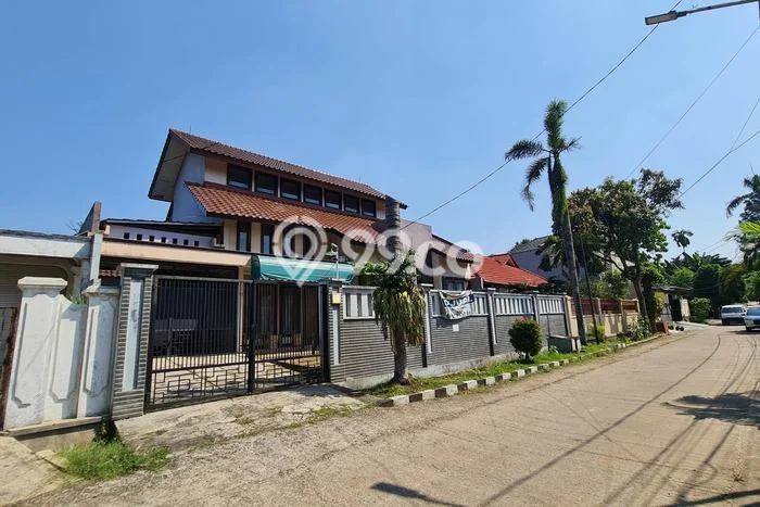 Rumah Mewah Siap Huni LT 540m2 di Cinere, Depok Rumah Mewah Siap Huni LT 540m2 di Cinere, Depok