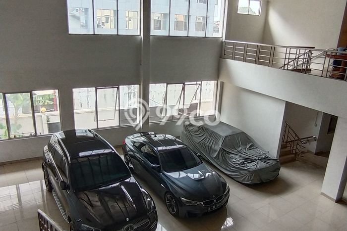 Ruko Dijual di Kebayoran Baru Jakarta Selatan dengan LB 1472m2 Ruko Dijual di Kebayoran Baru Jakarta Selatan dengan LB 1472m2