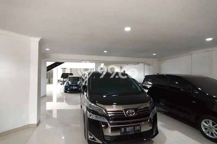 Ruko disewakan lokasi strategis Kebayoran Baru Jakarta Selatan 1472m2 Ruko disewakan lokasi strategis Kebayoran Baru Jakarta Selatan 1472m2