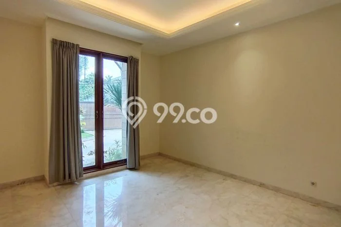 Disewakan Rumah Strategis di Pejaten LT 1000m2 / LB 900m2 Kondisi Bagus Disewakan Rumah Strategis di Pejaten LT 1000m2 / LB 900m2 Kondisi Bagus