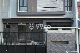 Rumah Mewah Dijual LT 210m2 di Wiyung, Surabaya Rumah Mewah Dijual LT 210m2 di Wiyung, Surabaya