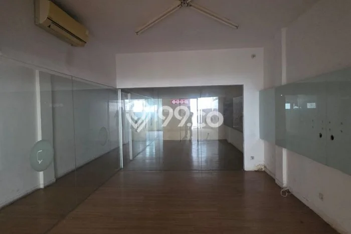 Unit Ruko Disewa Lokasi Sukolilo, Surabaya Spesifikasi Luas Bangunan 144m2 Unit Ruko Disewa Lokasi Sukolilo, Surabaya Spesifikasi Luas Bangunan 144m2
