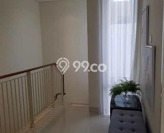 Disewakan Rumah Murah di Margomulyo Surabaya dengan 3 KT Disewakan Rumah Murah di Margomulyo Surabaya dengan 3 KT