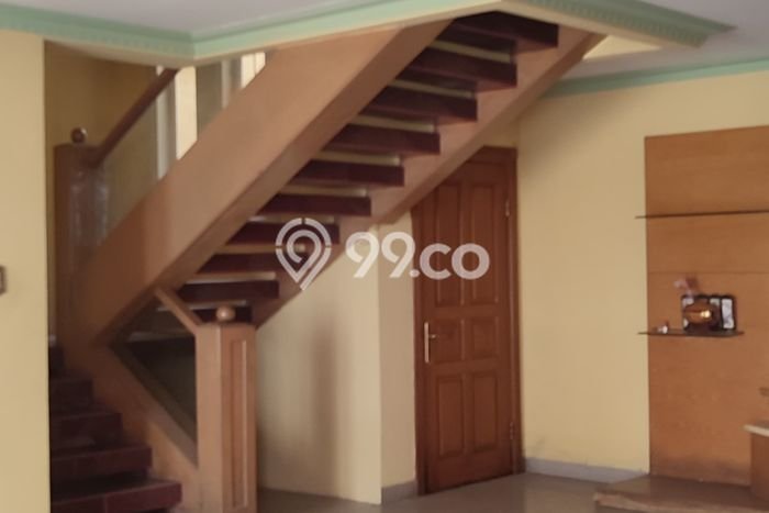 Jual Rumah Mewah Megah Dengan View Cantik di Grogol, Jakarta Barat Jual Rumah Mewah Megah Dengan View Cantik di Grogol, Jakarta Barat