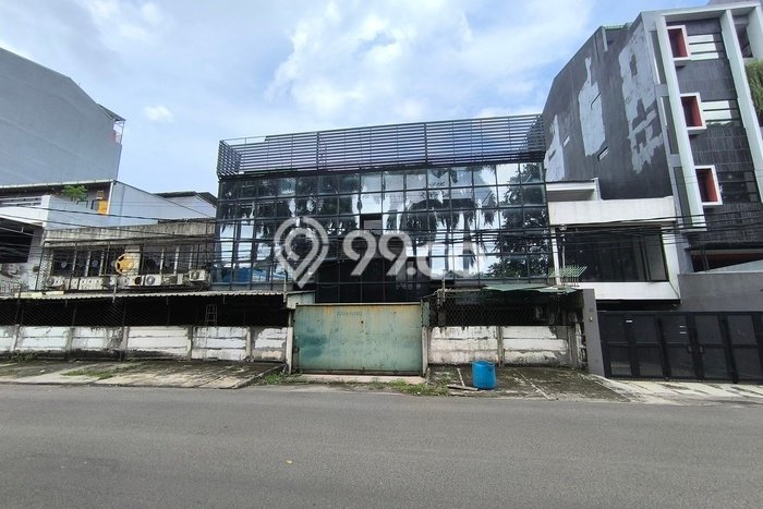 Unit Ruko Dijual di Jakarta Utara LT 500m2 & LB 750m2 Unit Ruko Dijual di Jakarta Utara LT 500m2 & LB 750m2
