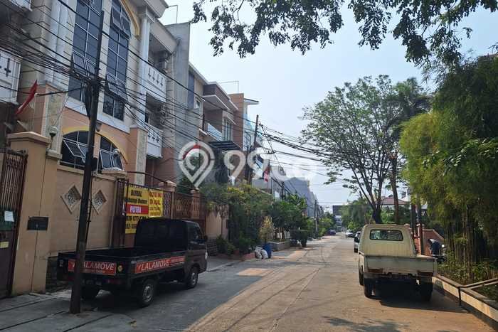 Komersial Dijual di Prime Area Jakarta Utara Luas 585m2 Komersial Dijual di Prime Area Jakarta Utara Luas 585m2