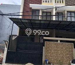 Disewakan! Rumah 3 Kamar Tidur &
4 Kamar Mandi di Muara Karang, Jakarta Utara Disewakan! Rumah 3 Kamar Tidur &
4 Kamar Mandi di Muara Karang, Jakarta Utara