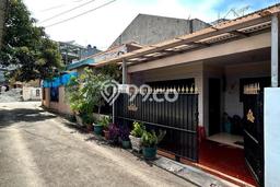 Rumah Modern Cantik 4 KT Siap Huni di Tebet Rumah Modern Cantik 4 KT Siap Huni di Tebet
