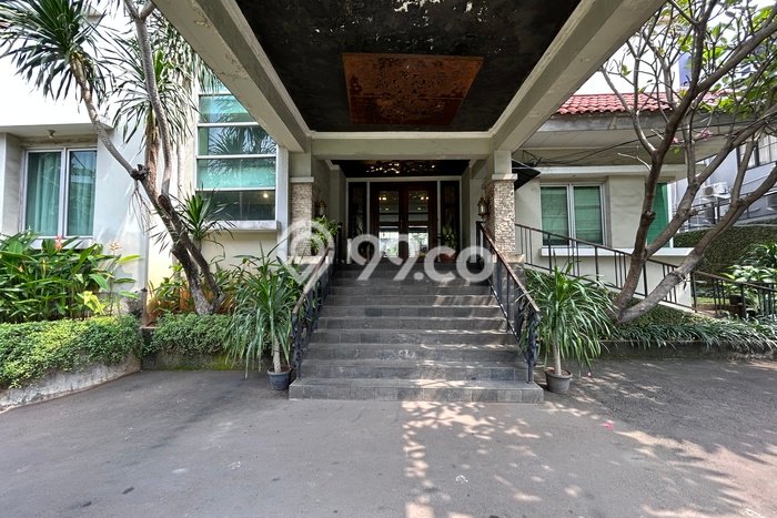 Hotel Strategis Kawasan , Luas 2400m2m², Kawasan Bisnis, Tingkat Keramaian Tinggi Hotel Strategis Kawasan , Luas 2400m2m², Kawasan Bisnis, Tingkat Keramaian Tinggi