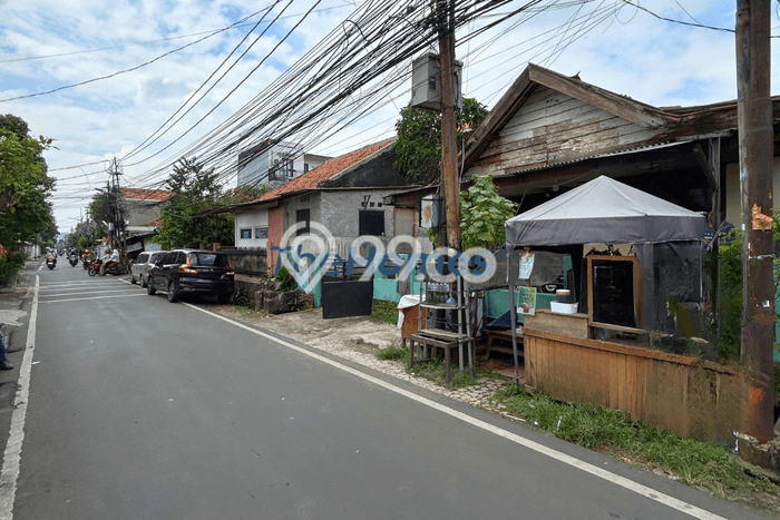 Rumah Eksklusif Siap Huni LT 230m2 di Pancoran, Jakarta Selatan Rumah Eksklusif Siap Huni LT 230m2 di Pancoran, Jakarta Selatan