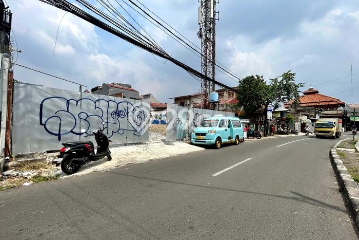 Tanah Dijual Lokasi Tebet, Jakarta Selatan dengan Luas Tanah 373m2 dan Status SHM Tanah Dijual Lokasi Tebet, Jakarta Selatan dengan Luas Tanah 373m2 dan Status SHM