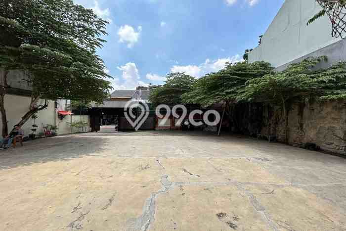 Tanah Lokasi Strategis Kawasan Tebet, Luas 423m², Akses ke Fasilitas Umum Tanah Lokasi Strategis Kawasan Tebet, Luas 423m², Akses ke Fasilitas Umum