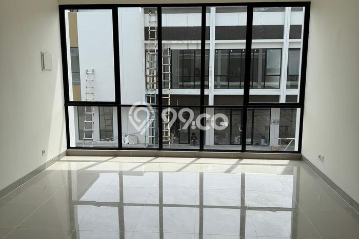 Disewakan Ruko di Kawasan Ramai Gading Serpong Luas 65m2 Disewakan Ruko di Kawasan Ramai Gading Serpong Luas 65m2