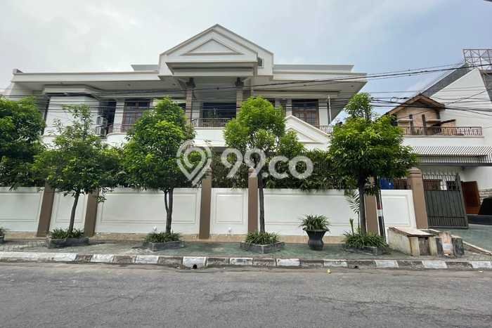 Jual Rumah Luas Megah Dengan View Cantik di Nginden, Surabaya Jual Rumah Luas Megah Dengan View Cantik di Nginden, Surabaya