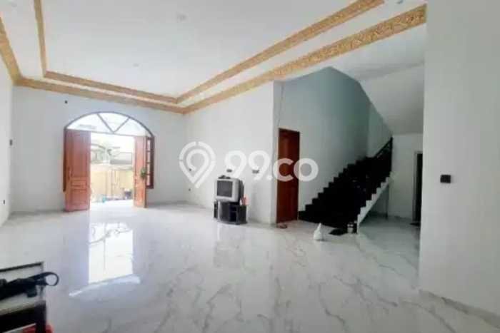 Rumah Luxury Modern Tanpa Renovasi di Manyar Surabaya Rumah Luxury Modern Tanpa Renovasi di Manyar Surabaya