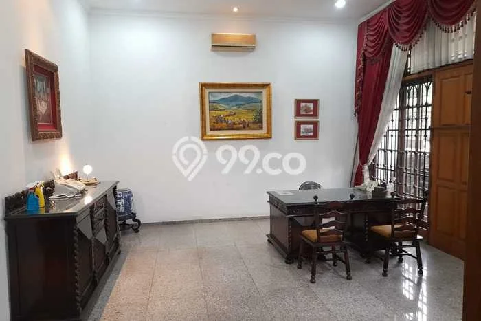 Jual Rumah Luas Megah Dengan View Cantik di Nginden, Surabaya Jual Rumah Luas Megah Dengan View Cantik di Nginden, Surabaya
