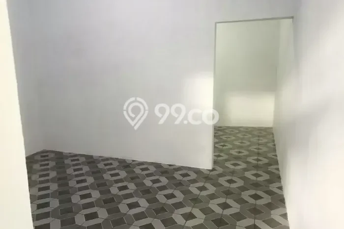 Rumah Berkualitas 1 Kamar Tidur dan 1 Kamar Mandi di Meruya, Dekat Pusat Kota, Jakarta Barat Rumah Berkualitas 1 Kamar Tidur dan 1 Kamar Mandi di Meruya, Dekat Pusat Kota, Jakarta Barat