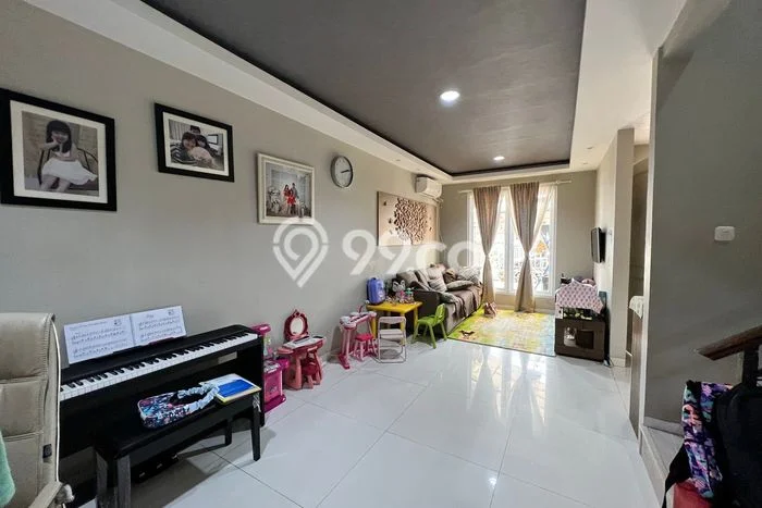 Rumah Minimalis 3 KT di Pegangsaan Jakarta Utara Semi Furnished Rumah Minimalis 3 KT di Pegangsaan Jakarta Utara Semi Furnished