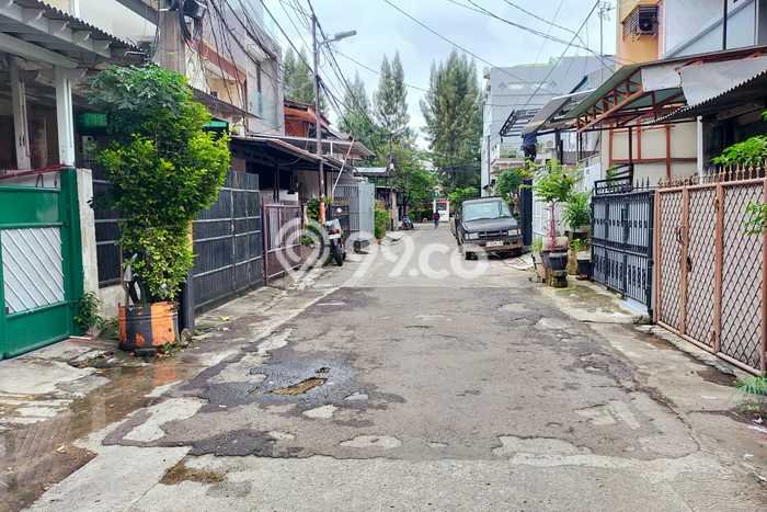 Rumah Modern Minimalis 2 KT Siap Huni di Kelapa Gading Rumah Modern Minimalis 2 KT Siap Huni di Kelapa Gading