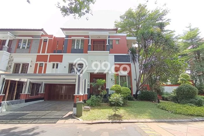 Disewakan Hunian Konsep Modern di Kelapa Gading Jakarta Utara dengan 4 KT Disewakan Hunian Konsep Modern di Kelapa Gading Jakarta Utara dengan 4 KT