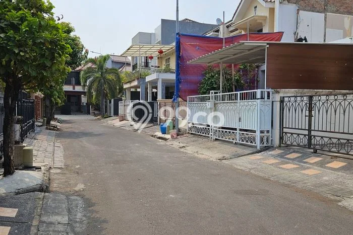 Siap Huni Hunian Elit 3 Kamar di Kelapa Gading Dekat ke Mana Pun Siap Huni Hunian Elit 3 Kamar di Kelapa Gading Dekat ke Mana Pun