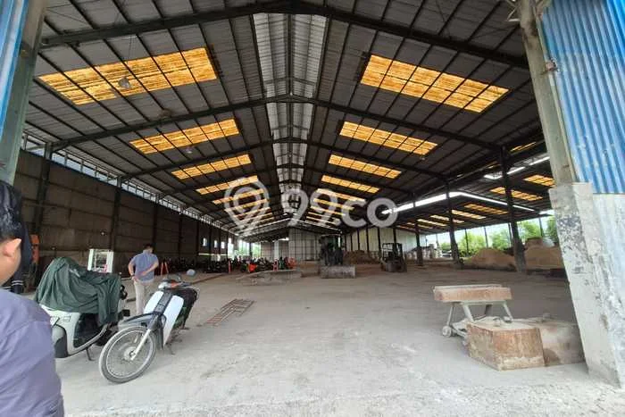 Gudang disewakan di Cakung Jakarta Timur dengan luas bangunan 5000m2 Gudang disewakan di Cakung Jakarta Timur dengan luas bangunan 5000m2